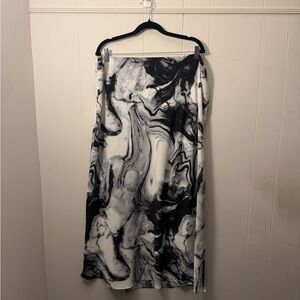City Chic Black and White abstract marble print skirt